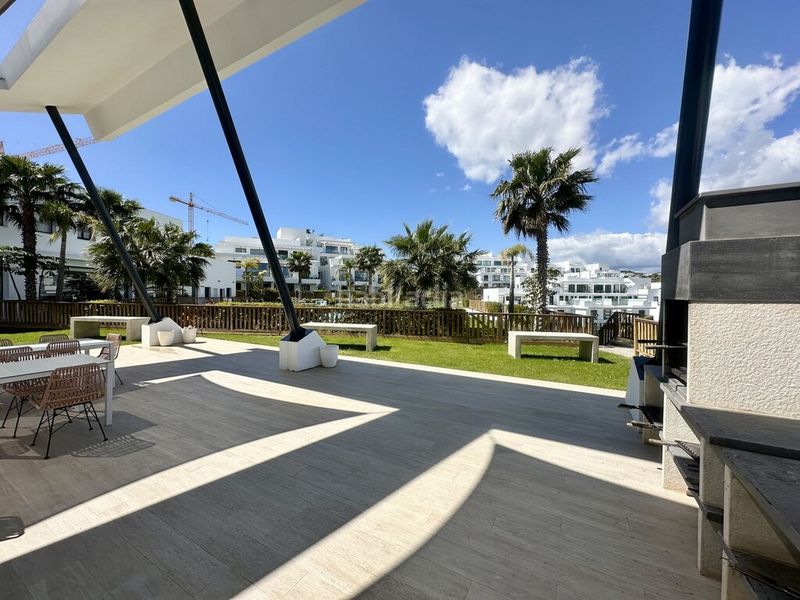 Foto 31be50bf-9779-4957-bbc2-e93a4cd8d519. Apartament amb calefacció aparcament piscina a la cala Mijas Mijas