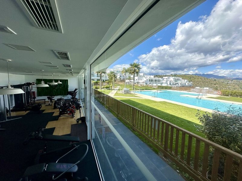 Foto 4b3722db-8880-40b8-83db-251be12a5124. Apartament amb calefacció aparcament piscina a la cala Mijas Mijas