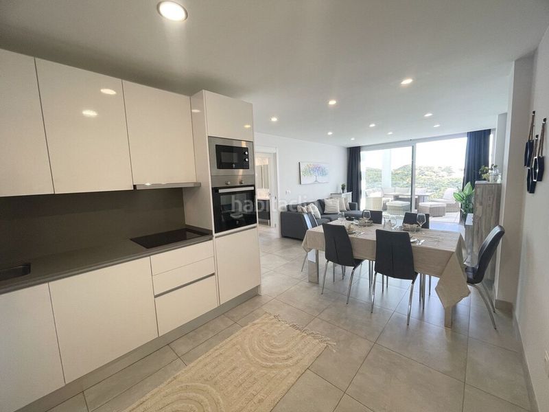 Foto ac5e61c8-457c-4d19-914b-4e08e80d558d. Apartament amb calefacció aparcament piscina a la cala Mijas Mijas
