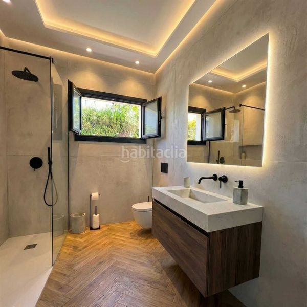 Foto c5d2e630-62ea-4db8-a0b9-1349eb8b770e. Xalet amb piscina a Torremuelle Benalmádena