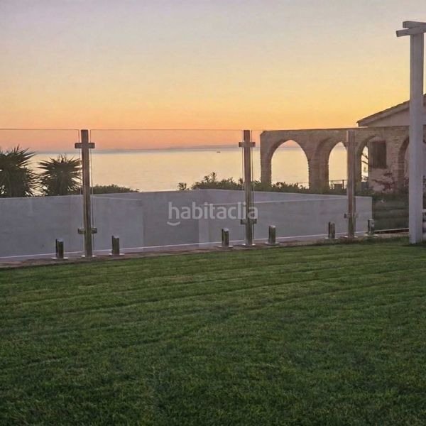 Foto eefdfed4-c792-4b25-8b4a-09f3a8d03197. Xalet amb piscina a Torremuelle Benalmádena