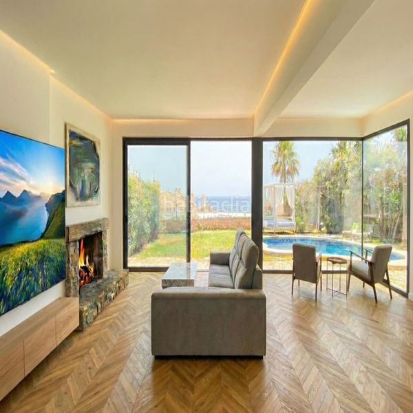 Foto fe708946-2cdb-4ef3-b44b-2dae688de384. Xalet amb piscina a Torremuelle Benalmádena