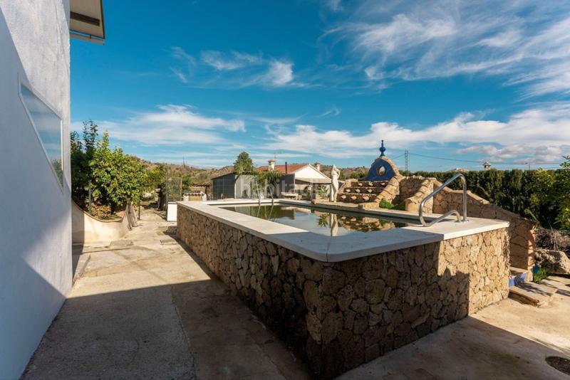 Foto d9869a3f-46f0-459a-9ec6-d92098e16ded. Bauernhof mit pool in Coín