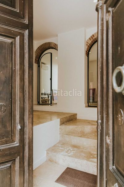 Foto abf382ad-00b8-4d6d-9975-b0c74f440d74. Casa aparellada a La Merced Málaga