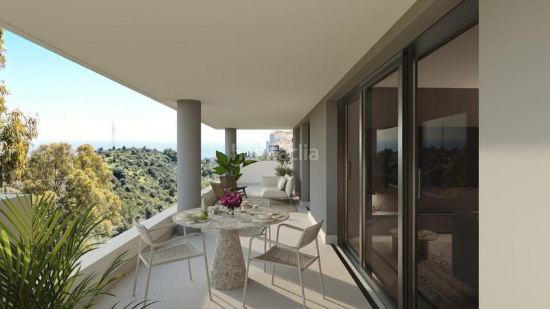 Foto fa2bce5b-f613-4dff-8f7f-40053fda0ae4. Ground floor with heating parking pool in Bello Horizonte - Lindasol Marbella