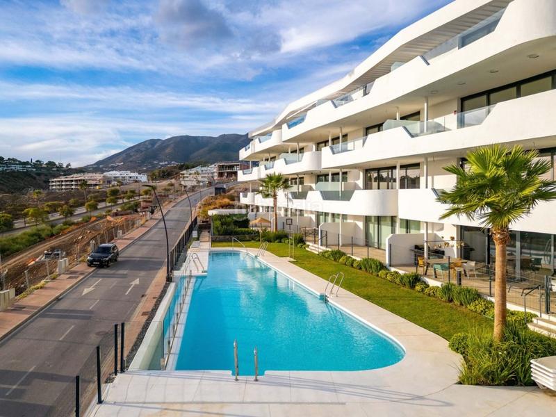 Foto a2d25c90-aa7c-45d3-ad7d-85292c9dd843. Attique avec parking piscine dans Las Gaviotas - Carvajal Fuengirola