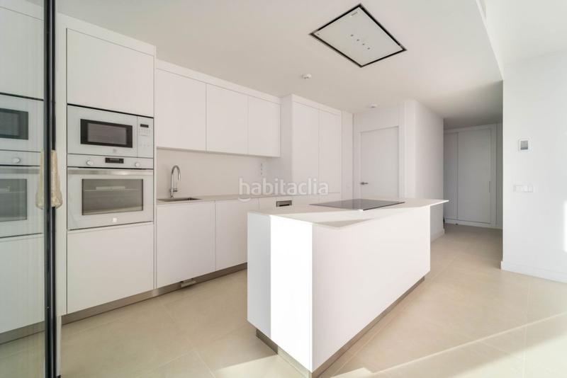 Foto 25a7dbb0-4238-4837-a458-2af157ad9baf. Penthouse with parking pool in Las Gaviotas - Carvajal Fuengirola