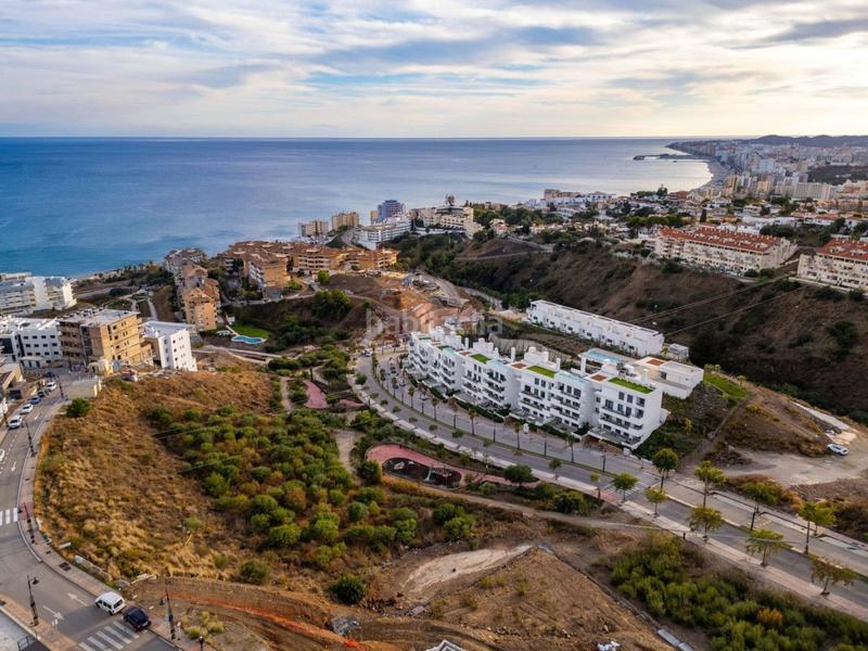 Foto 9cedc21b-d165-4f78-bcae-2e0f1d827a35. Penthouse with parking pool in Las Gaviotas - Carvajal Fuengirola