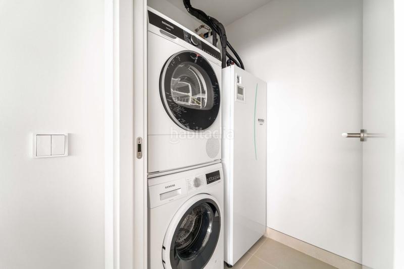 Foto ca2493c6-170a-4580-9ea3-622e19b1b207. Penthouse with parking pool in Las Gaviotas - Carvajal Fuengirola