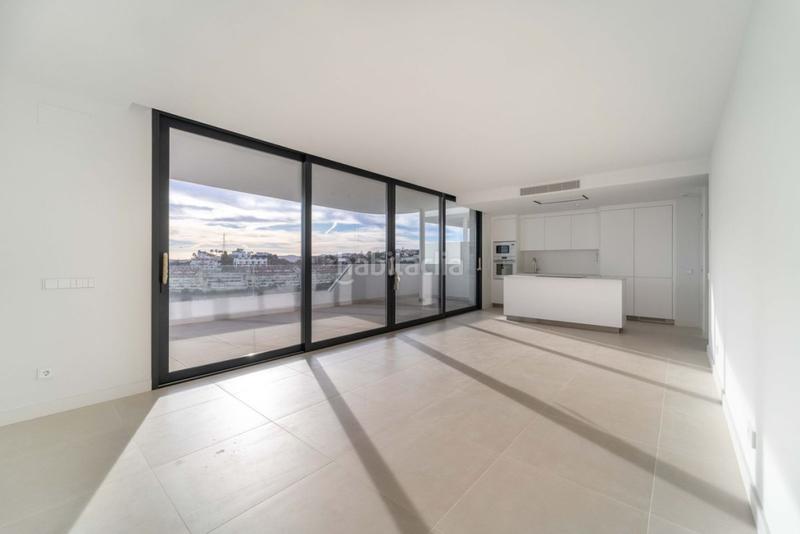 Foto f5d0cf7d-d79d-49af-8261-e8e634dda422. Penthouse with parking pool in Las Gaviotas - Carvajal Fuengirola