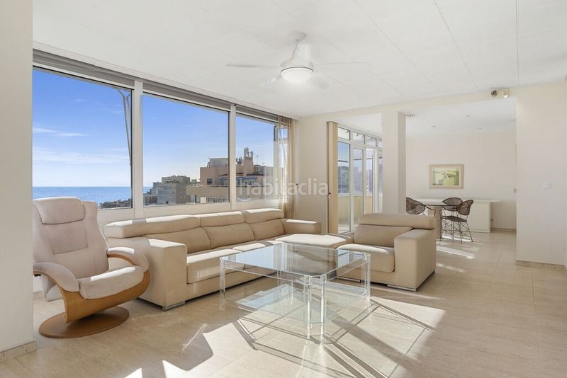 Foto 2a721f01-a4bd-4665-8217-ff1c7ddb446c. Dúplex amb aparcament piscina a Playamar - Benyamina Torremolinos