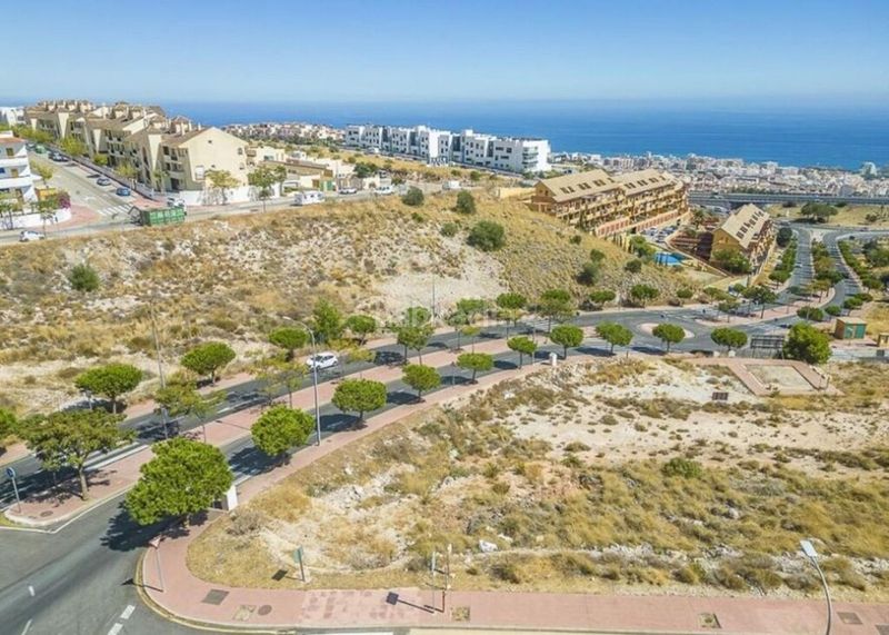 Foto f706aa44-b4b9-4f3c-bb1c-9c17864eca24. Finca rústica en Santangelo Benalmádena