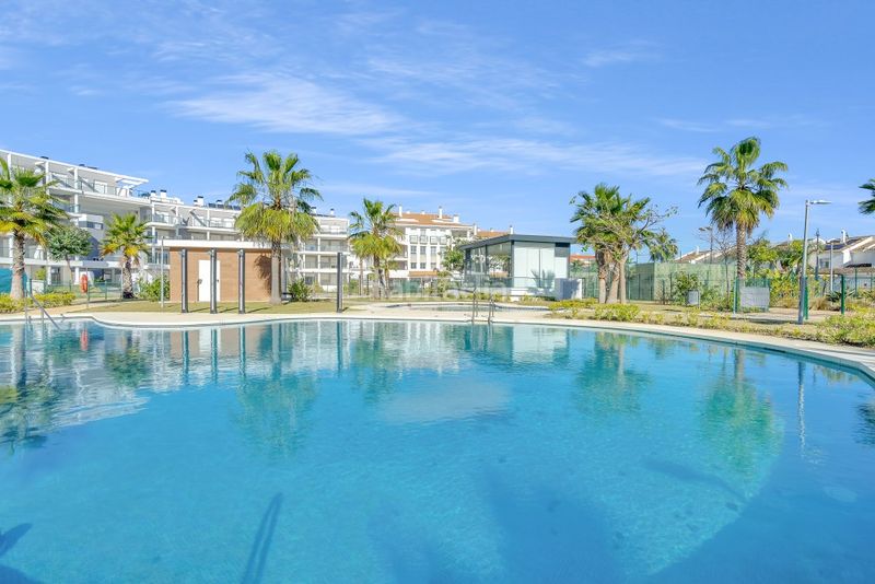Foto d0bc3fcf-16bc-4b5c-903d-562c7d69d8cb. Apartamento en San Luis de Sabinillas Manilva