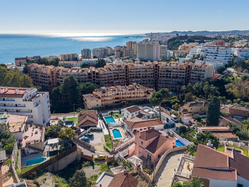 Foto 4302fbb9-6451-4cdb-8d2b-554e5b0a3845. Xalet amb aparcament piscina a Torreblanca del Sol Fuengirola