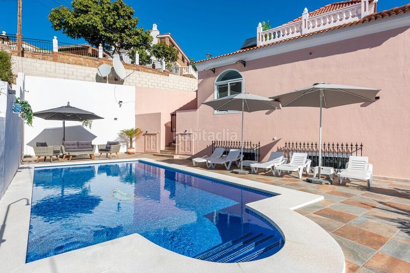 Foto d7ca8dc1-407f-4d17-921b-d9d38d22d6c8. Xalet amb aparcament piscina a Torreblanca del Sol Fuengirola