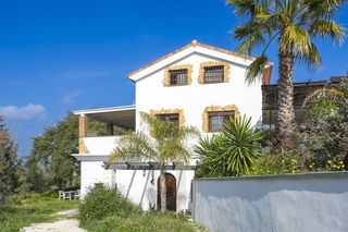 Chalet in Coín