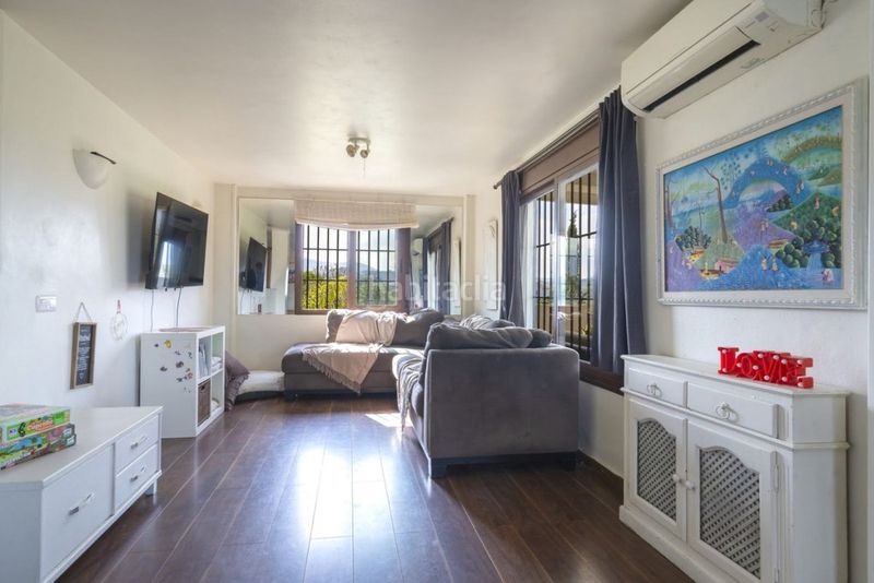 Foto 42d88bb6-6dd7-4fde-8eb7-2870d4fc323a. Xalet amb aparcament a Coín