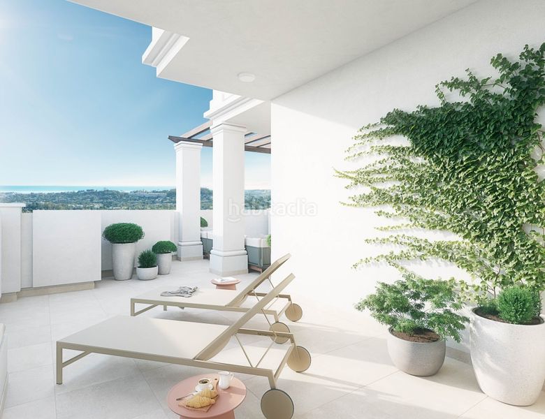 Foto 2d4e2afe-965a-4cff-9775-0532fd1534e4. Apartament amb aparcament piscina a Las Brisas Marbella
