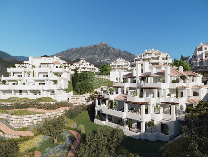 Foto 4f8c64a4-c57b-4586-bacc-94ef3f0fc2c1. Apartament amb aparcament piscina a Las Brisas Marbella