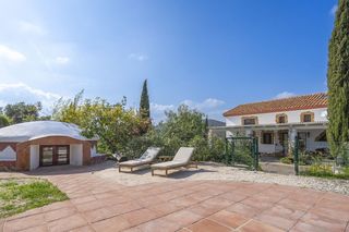 Chalet in Coín