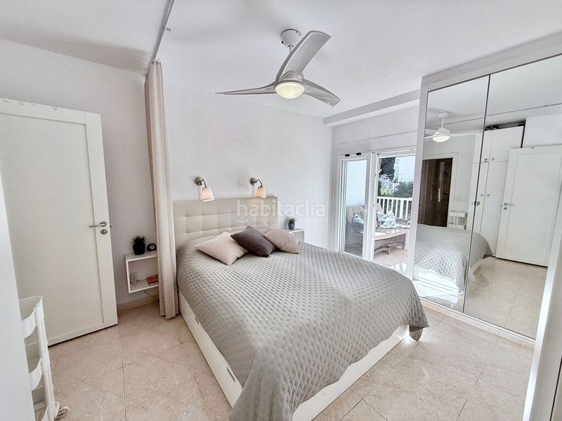 Foto bcd674fb-2ab9-40ce-89a1-39a2a1f80d05. Apartament amb piscina a Las Lomas de Río Verde Marbella