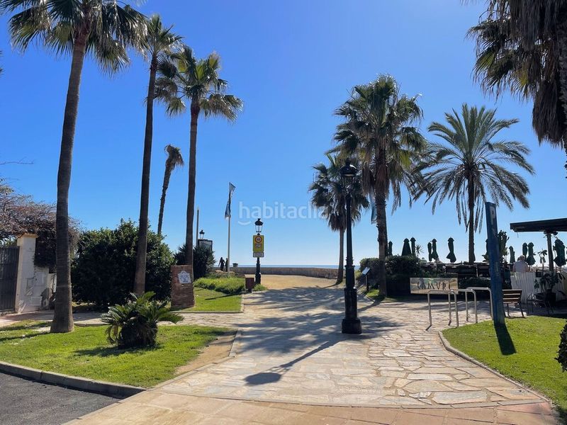 Foto cb930060-bffe-4432-81b6-a5f538009ab8. Apartament amb piscina a Las Lomas de Río Verde Marbella