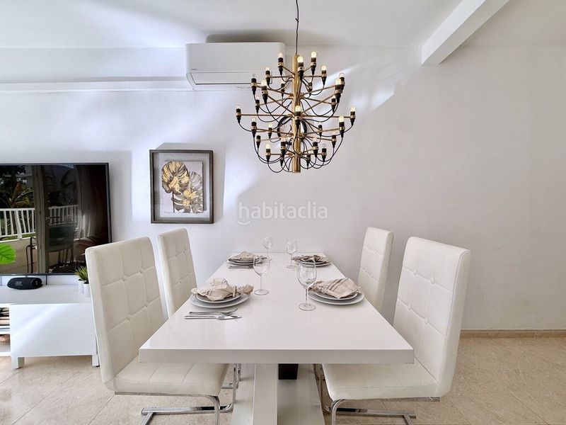 Foto ecfea33e-882e-443c-bd94-307cf6232826. Apartament amb piscina a Las Lomas de Río Verde Marbella