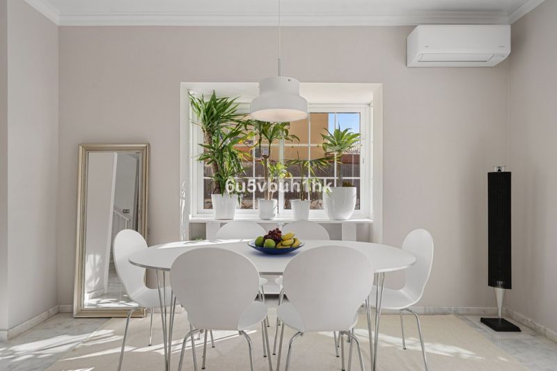 Foto 343dd93b-e6ad-49a9-8e8e-4a0d74ab6b25. Chalet en campo de Mijas Mijas