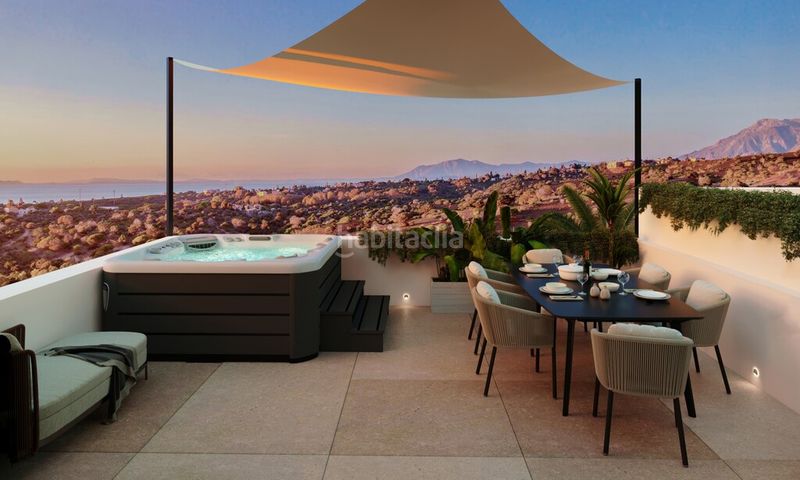 Foto 77e45a7e-a9a1-44fd-ae9d-ea10338506a7. Casa aparellada amb aparcament piscina a Santa María Marbella