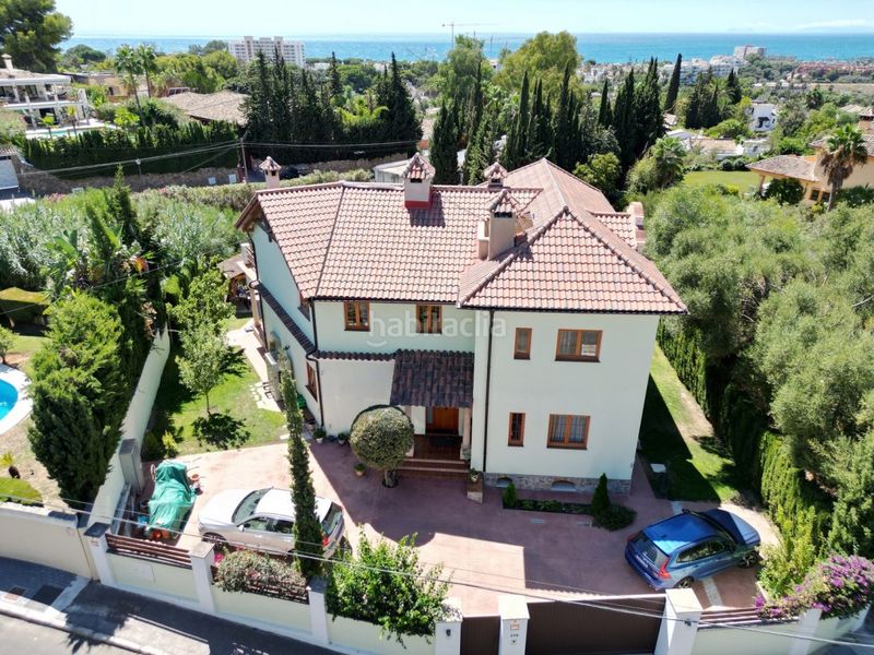 Foto 463fbd8c-d0a6-49c5-bdee-6f5d5348b88e. Chalet en El Rosario - Ricmar Marbella