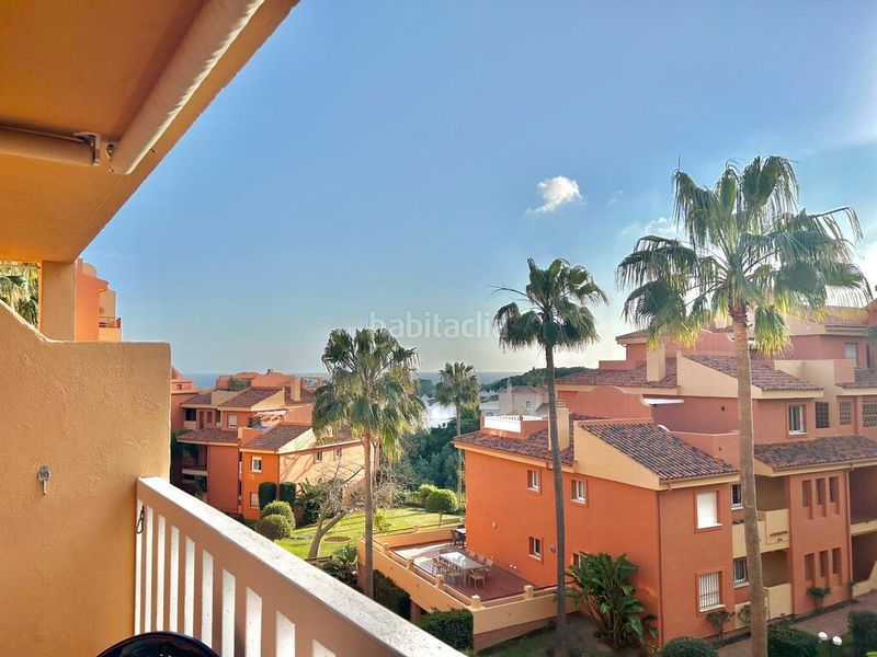 Foto 8231e015-0fcf-44f0-b28c-1c3667589610. Apartament amb aparcament piscina a reserva de Marbella Marbella