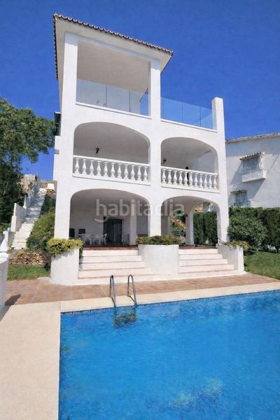 Foto db4e4d95-a5e7-481c-9019-66a02bb7a21f. Xalet amb aparcament piscina a campo de Mijas Mijas