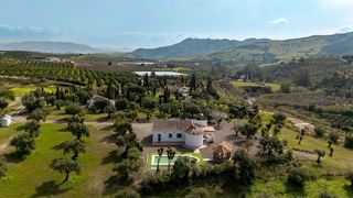 Country house in Casarabonela