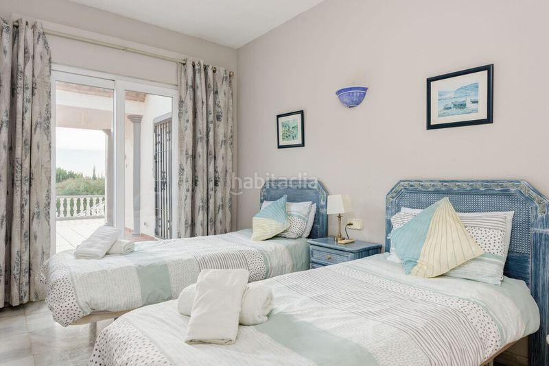 Foto cf3d0122-e37b-44ea-ac39-4cf3694d12f7. Chalet en Mijas golf Mijas