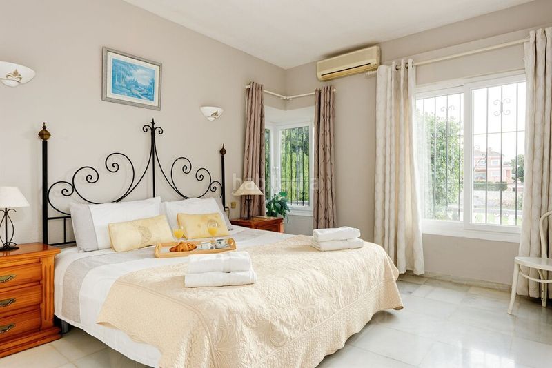 Foto e2f2c3b0-c314-4b04-99f6-f98bf5a3be07. Chalet en Mijas golf Mijas