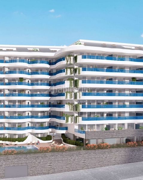 Foto 558c7628-8197-4010-8d41-09a2b1bc7be8. Àtic amb aparcament piscina a Centro ciudad Fuengirola