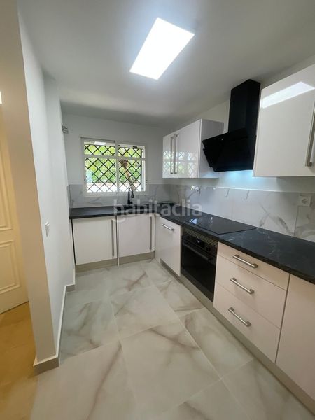 Foto 6af06682-f64e-4736-924c-880f983b1edd. Planta baixa amb aparcament piscina a Aloha Marbella