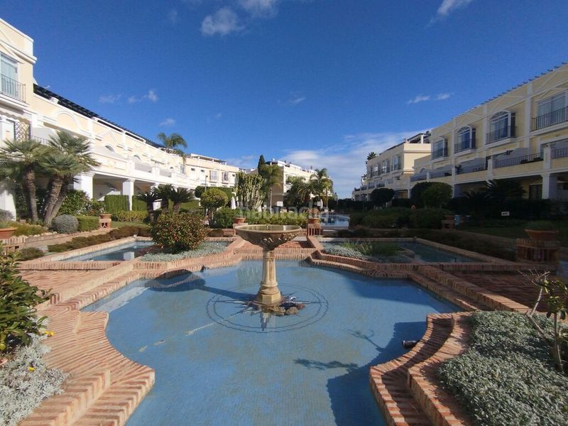 Foto 75d5064c-a017-48df-bd14-1bd73e74a27b. Planta baixa amb aparcament piscina a Aloha Marbella