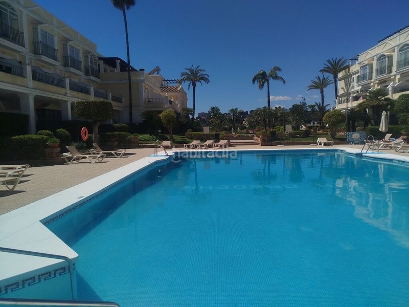 Foto c6a62d99-51d4-4a35-85b6-b3f2a9caeb4e. Planta baixa amb aparcament piscina a Aloha Marbella