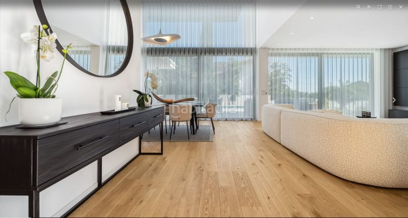 Foto 5c02a2d1-a80e-4dee-9953-46395ce11ba2. Chalet en Marbesa Marbella