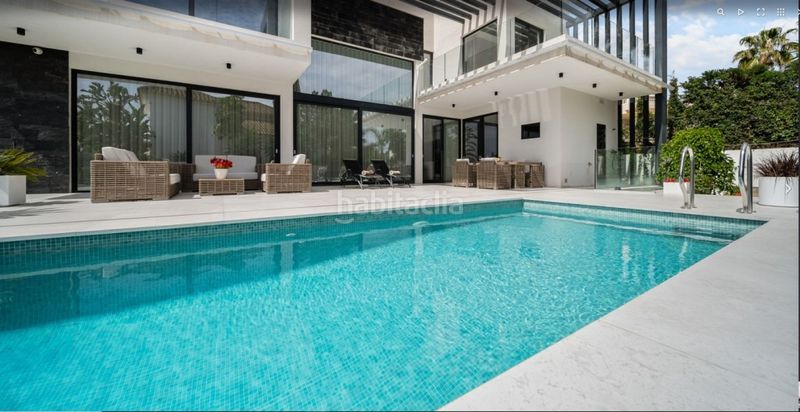 Foto af0f0ed4-3e6f-45e1-bc58-6750b2e1648f. Chalet en Marbesa Marbella