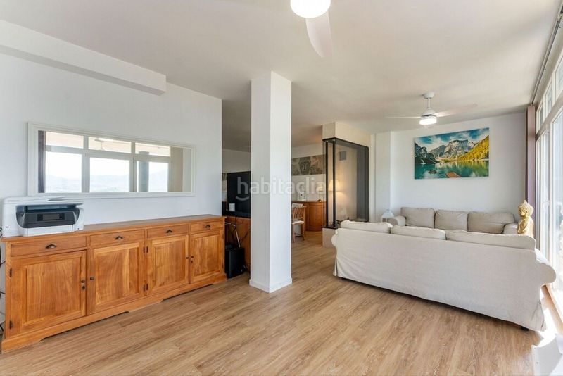 Foto d30b47e6-b30c-41b9-a1d9-da79010794c1. Xalet amb aparcament piscina a Coín