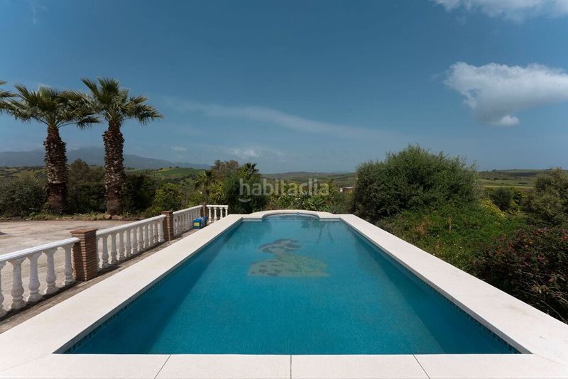 Foto 8c2a3040-219d-43e8-9d6d-bd23353bca2c. Masia amb piscina a Coín