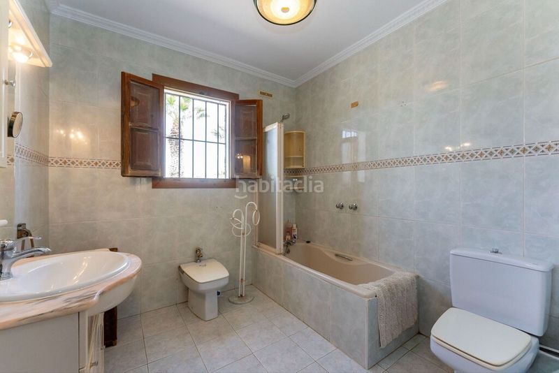 Foto c1adad2e-5944-41be-a2f4-e765715ff0f2. Masia amb piscina a Coín