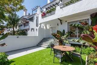 Casa pareada en La Dama de Noche - La Alzambra