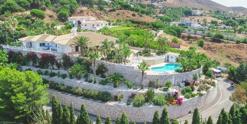 Foto 0a1f6695-ff91-4ffd-8ca1-2e4820a2e646. Xalet amb calefacció aparcament piscina a Valtocado - La Alquería - La Atalaya Mijas