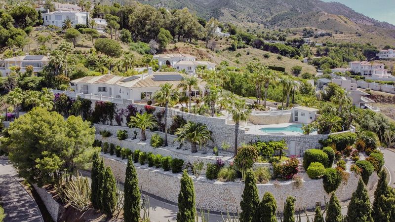 Foto 83446b4a-6103-4570-af17-1dffaffddebd. Xalet amb calefacció aparcament piscina a Valtocado - La Alquería - La Atalaya Mijas
