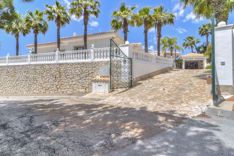 Foto df1d558d-dcd1-4d27-a24d-0b5c7c87d972. Xalet amb calefacció aparcament piscina a Valtocado - La Alquería - La Atalaya Mijas