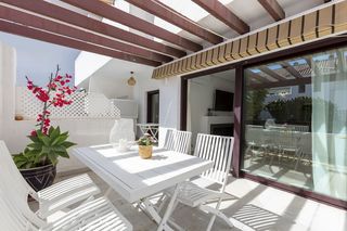 Planta baja en Nueva Andalucía centro