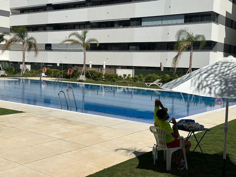 Foto 3e1efc39-3cad-4e5c-acd0-744585c81805. Dúplex amb aparcament piscina a Los Álamos Torremolinos